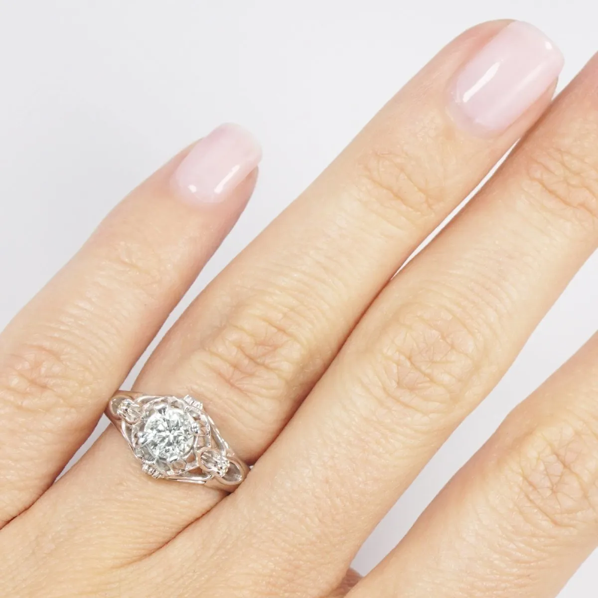 0.42-1.57 CT Round Cut Diamonds - Engagement Ring