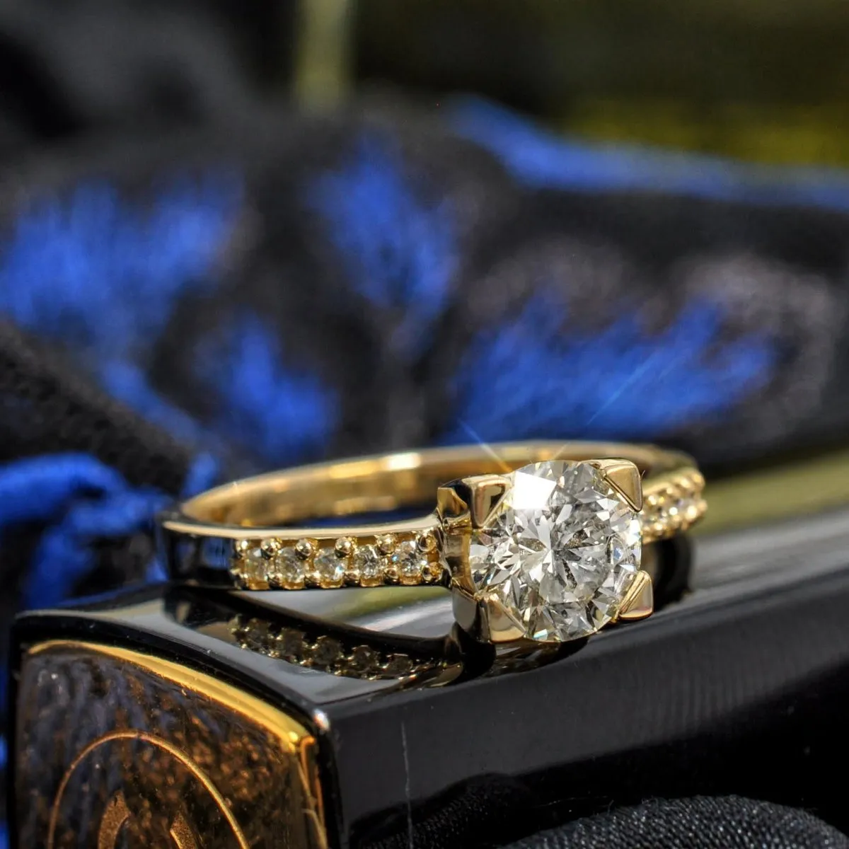 0.45-1.60 CT Round Cut Diamonds - Engagement Rings