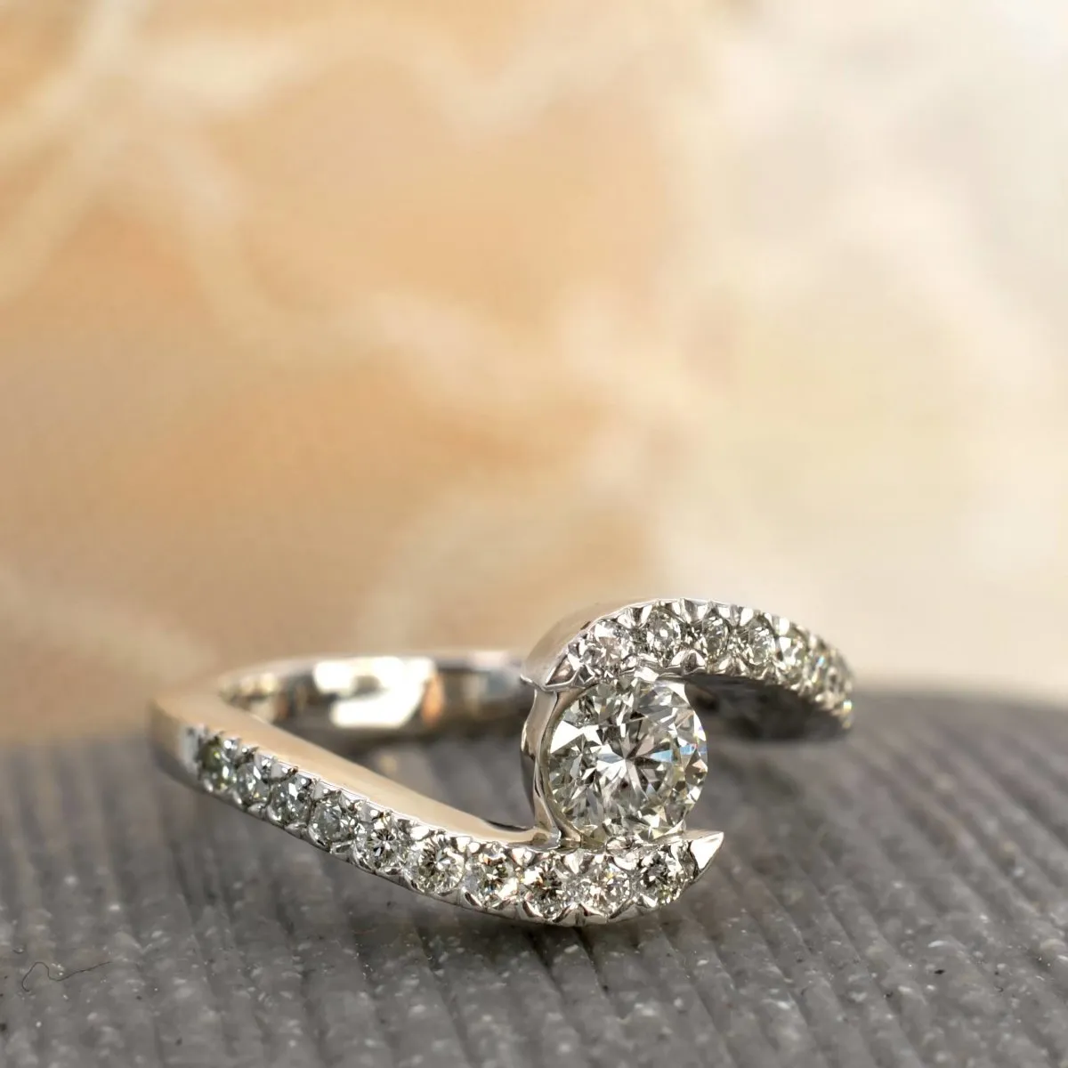 0.65-1.80 CT Round Cut Diamonds - Engagement Ring