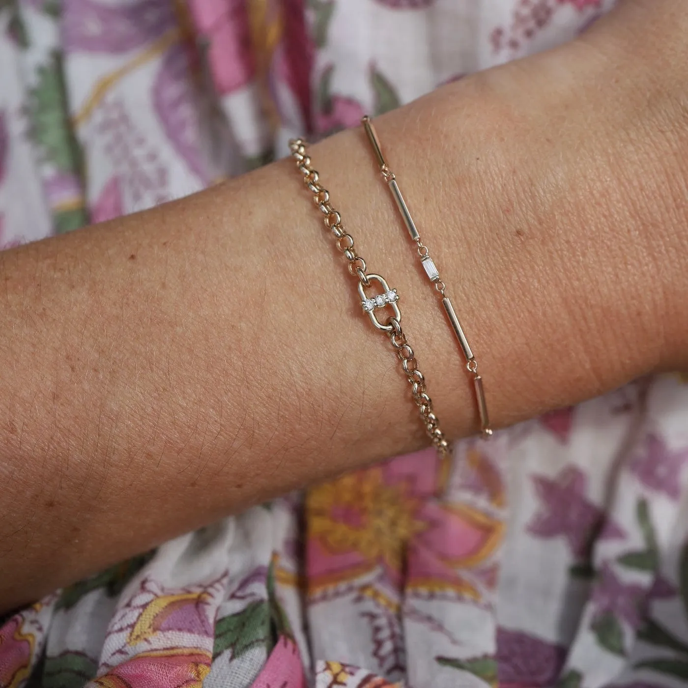 14k Baguette Diamond & Square Bar Chain Bracelet
