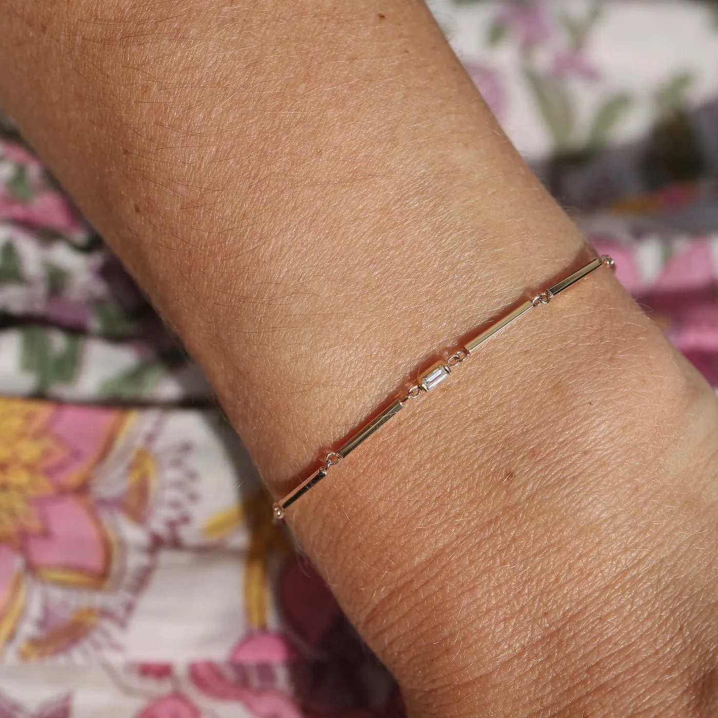 14k Baguette Diamond & Square Bar Chain Bracelet