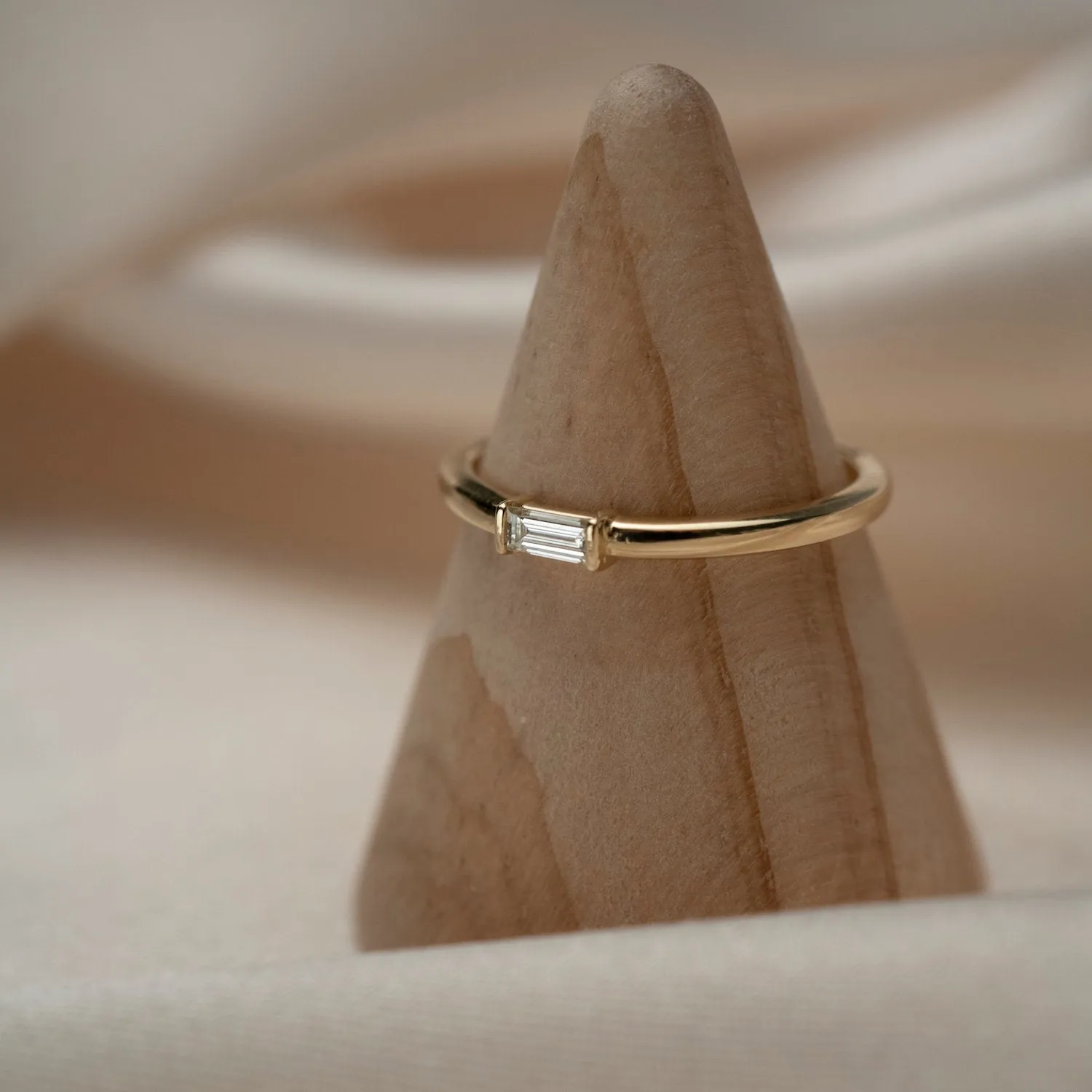 14k Gold Baguette Solitaire Ring