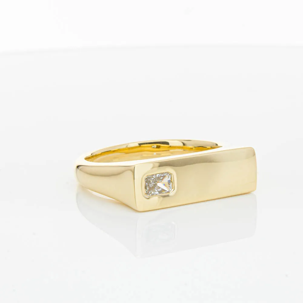 18ct Yellow Gold Diamond Signet Ring