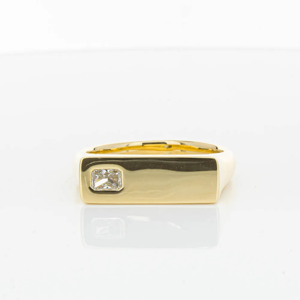 18ct Yellow Gold Diamond Signet Ring