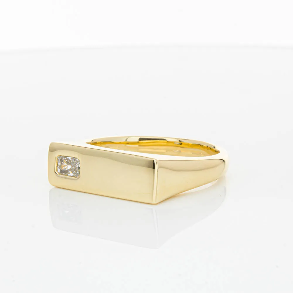 18ct Yellow Gold Diamond Signet Ring