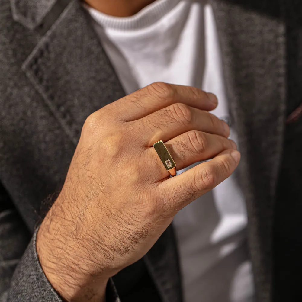 18ct Yellow Gold Diamond Signet Ring