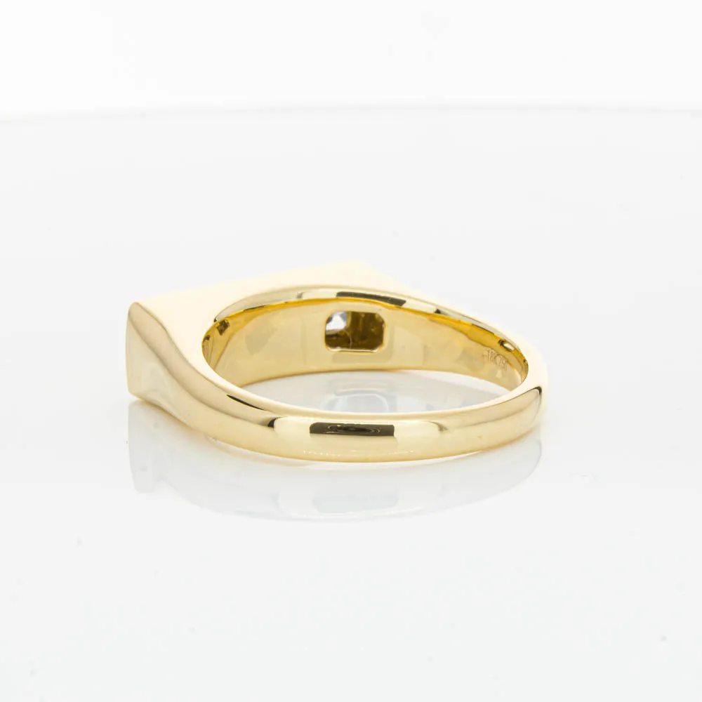18ct Yellow Gold Diamond Signet Ring