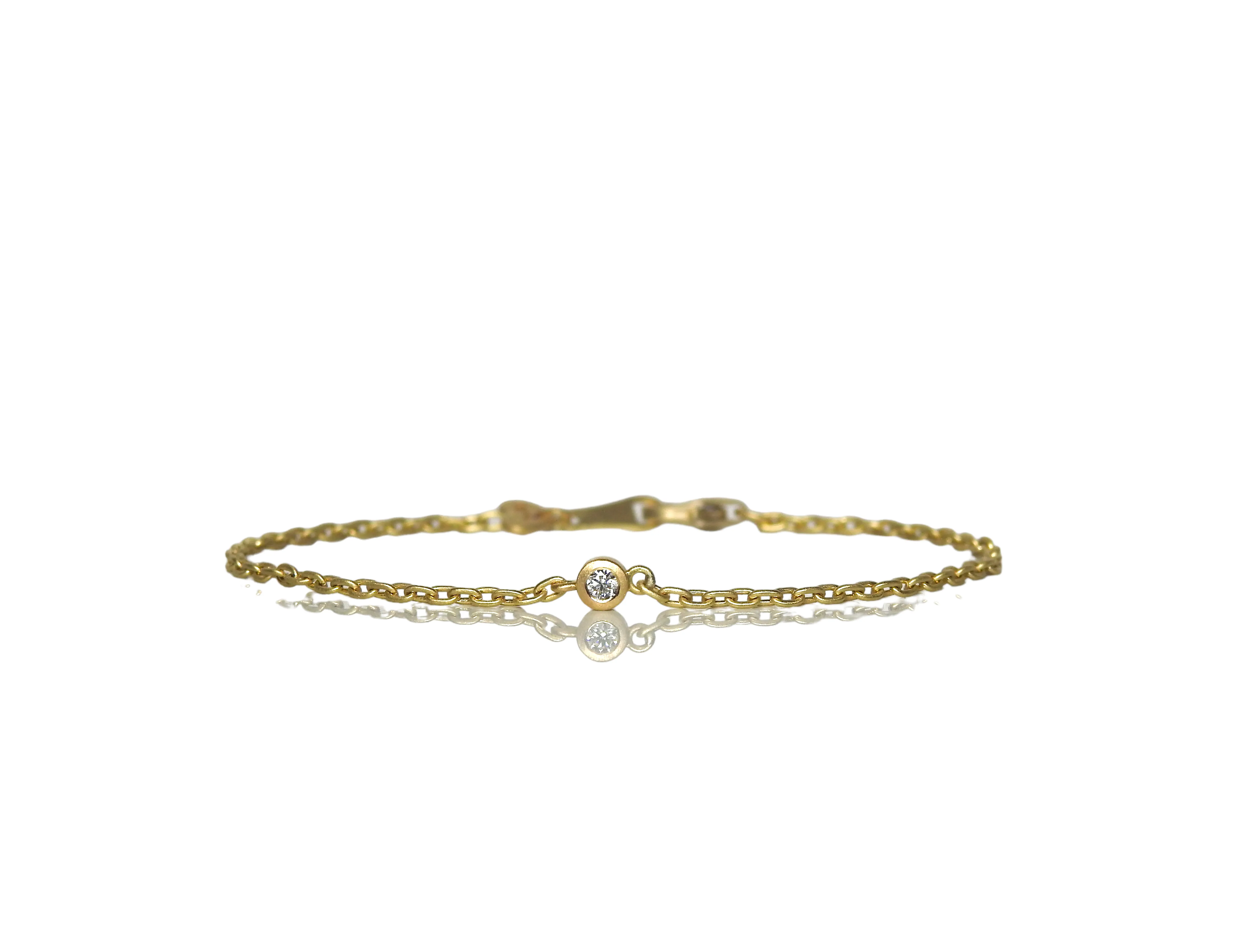 18kt CANADAMARK ~ Hearts & arrows bracelet