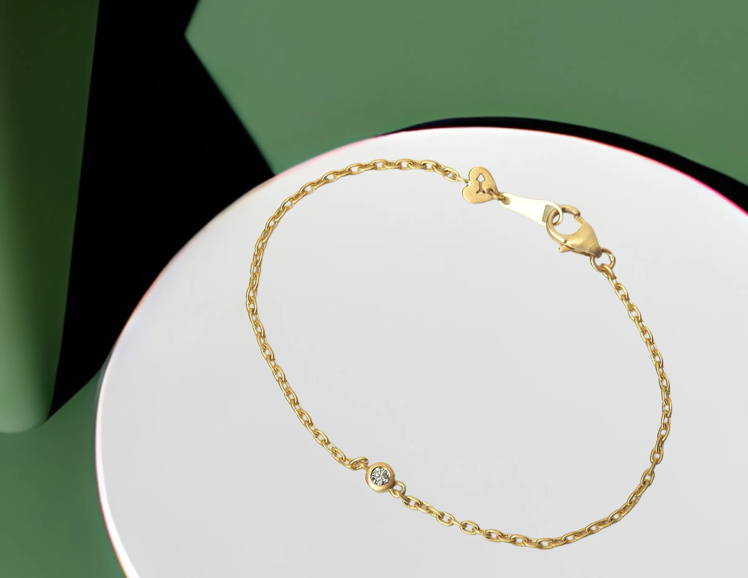 18kt CANADAMARK ~ Hearts & arrows bracelet