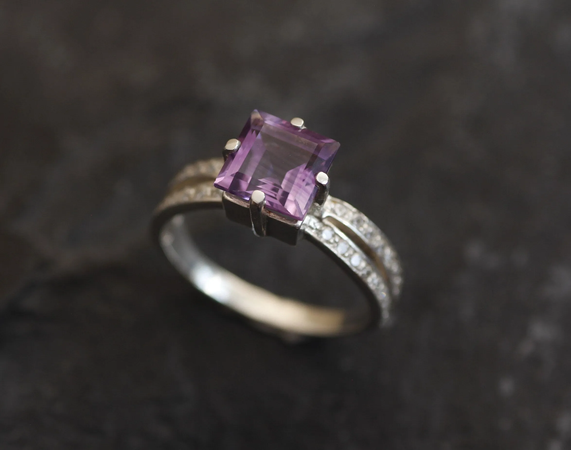 Amethyst Ring - Purple Square Ring - Vintage Split Shank Ring