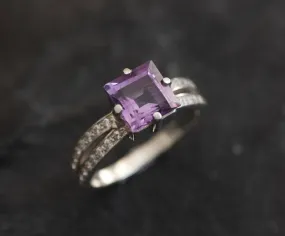 Amethyst Ring - Purple Square Ring - Vintage Split Shank Ring