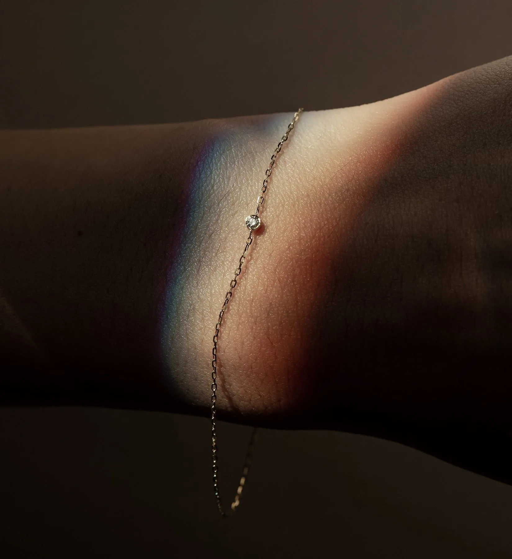 Bezel 0.03 14K Gold Bracelet w. Diamond