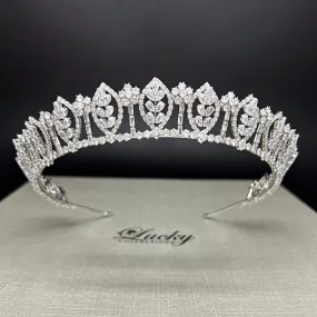 Bridal Tiara Crown, Short Tiara for Quinceanera, Dimensional look for 2024 events