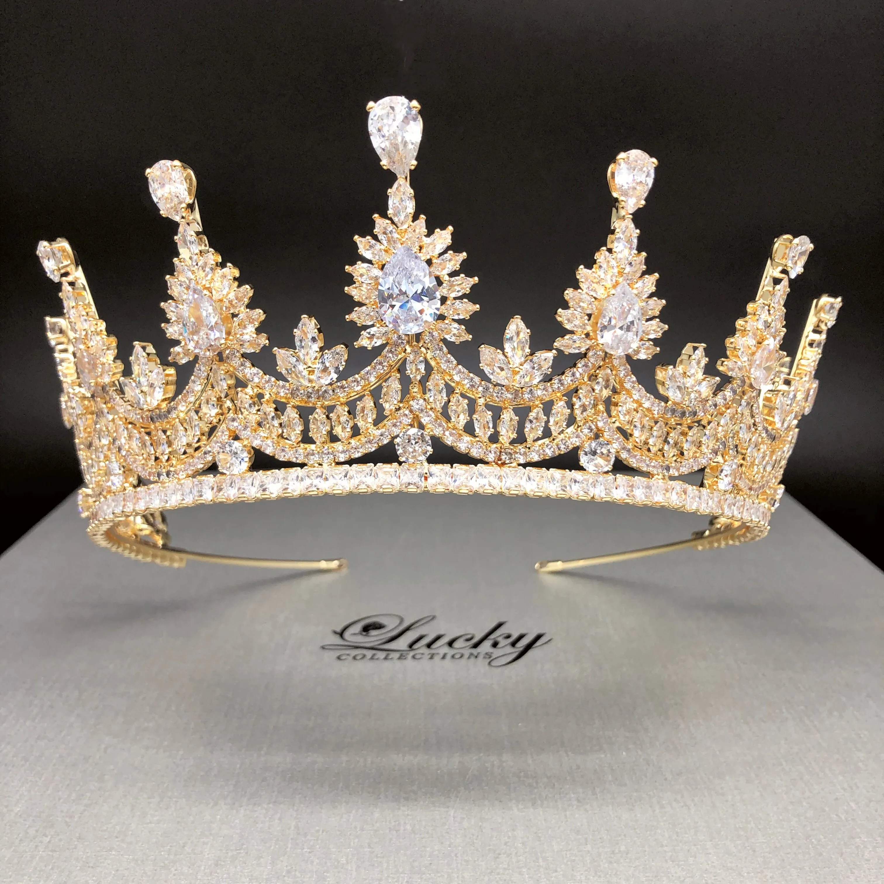Bridal Tiara , Quince Corona, Quinceanera Tiara, Corona para 15 Anos, Swarovski Crystal Crown