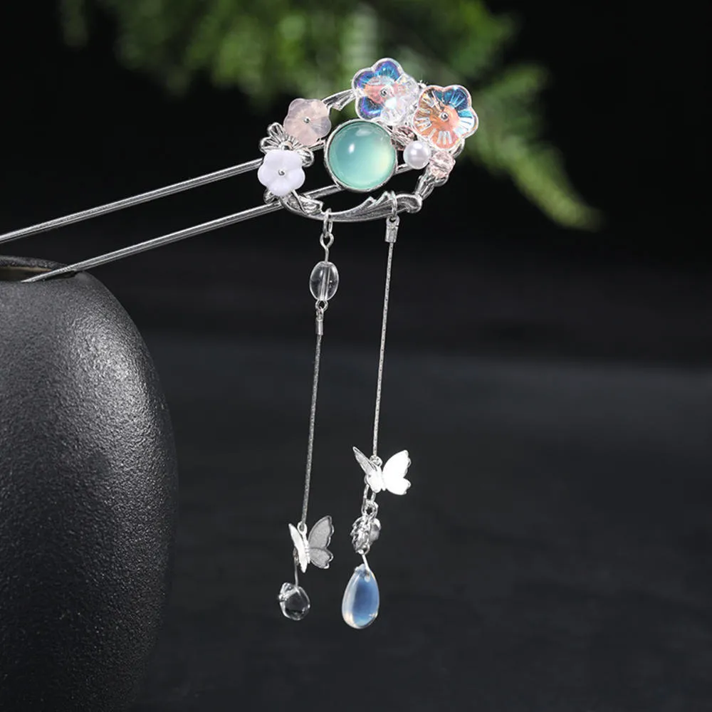 Chinese Style Step Shake and Tassel Hairpin