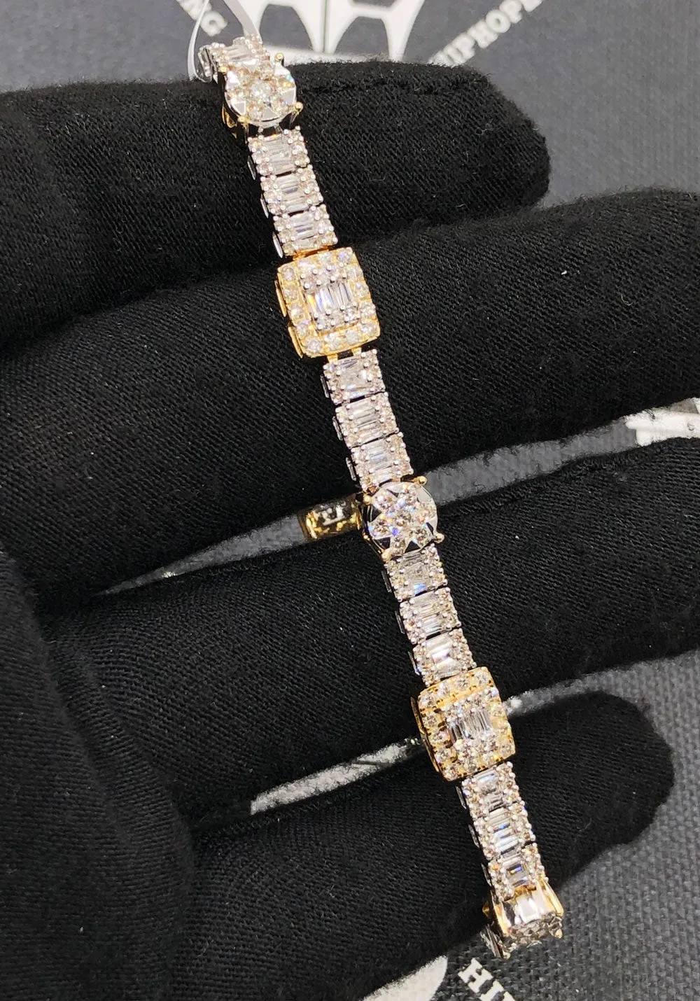 Cluster Rectangle & Round 5.00cttw Diamond Bracelet 10K Gold