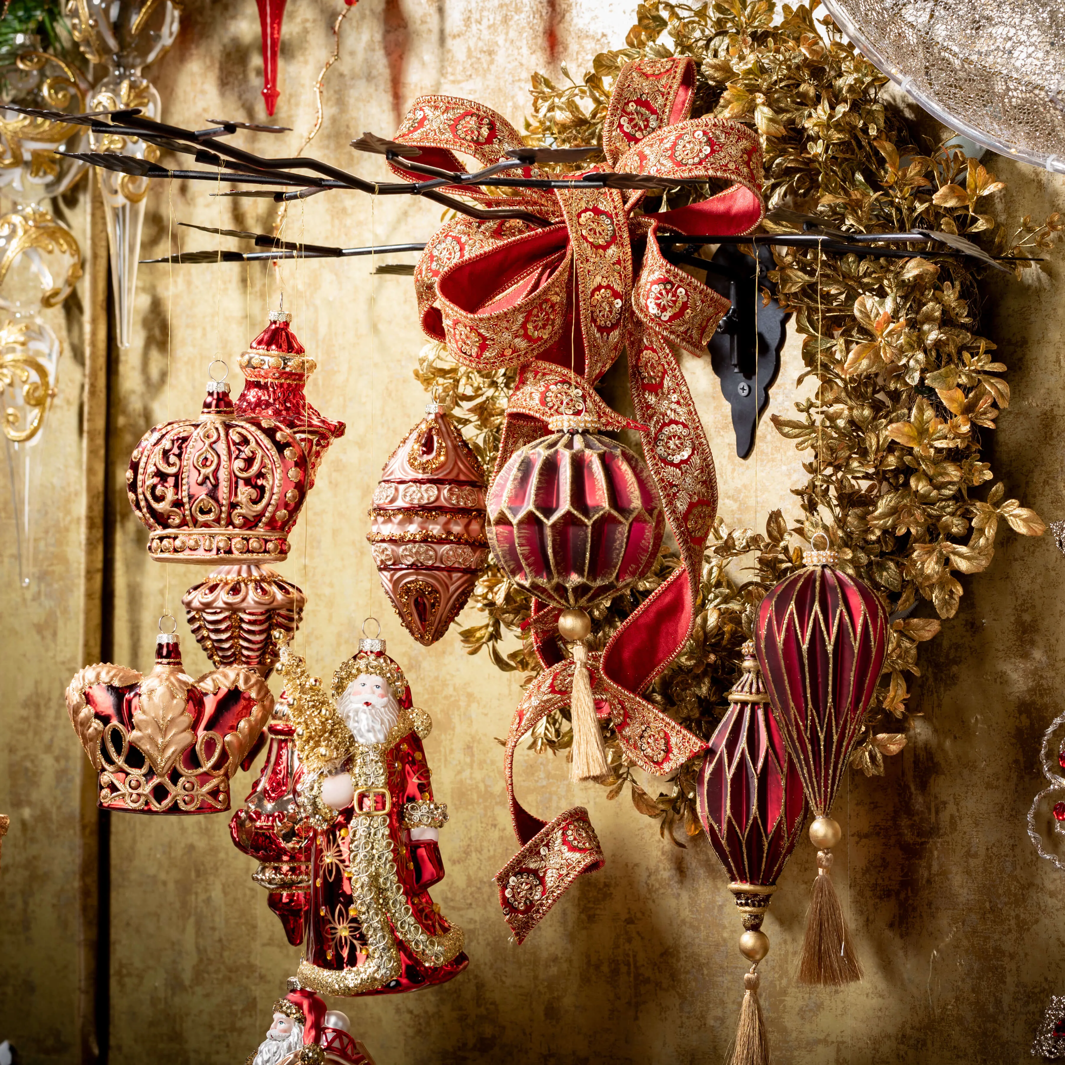 Crown Ornament Set