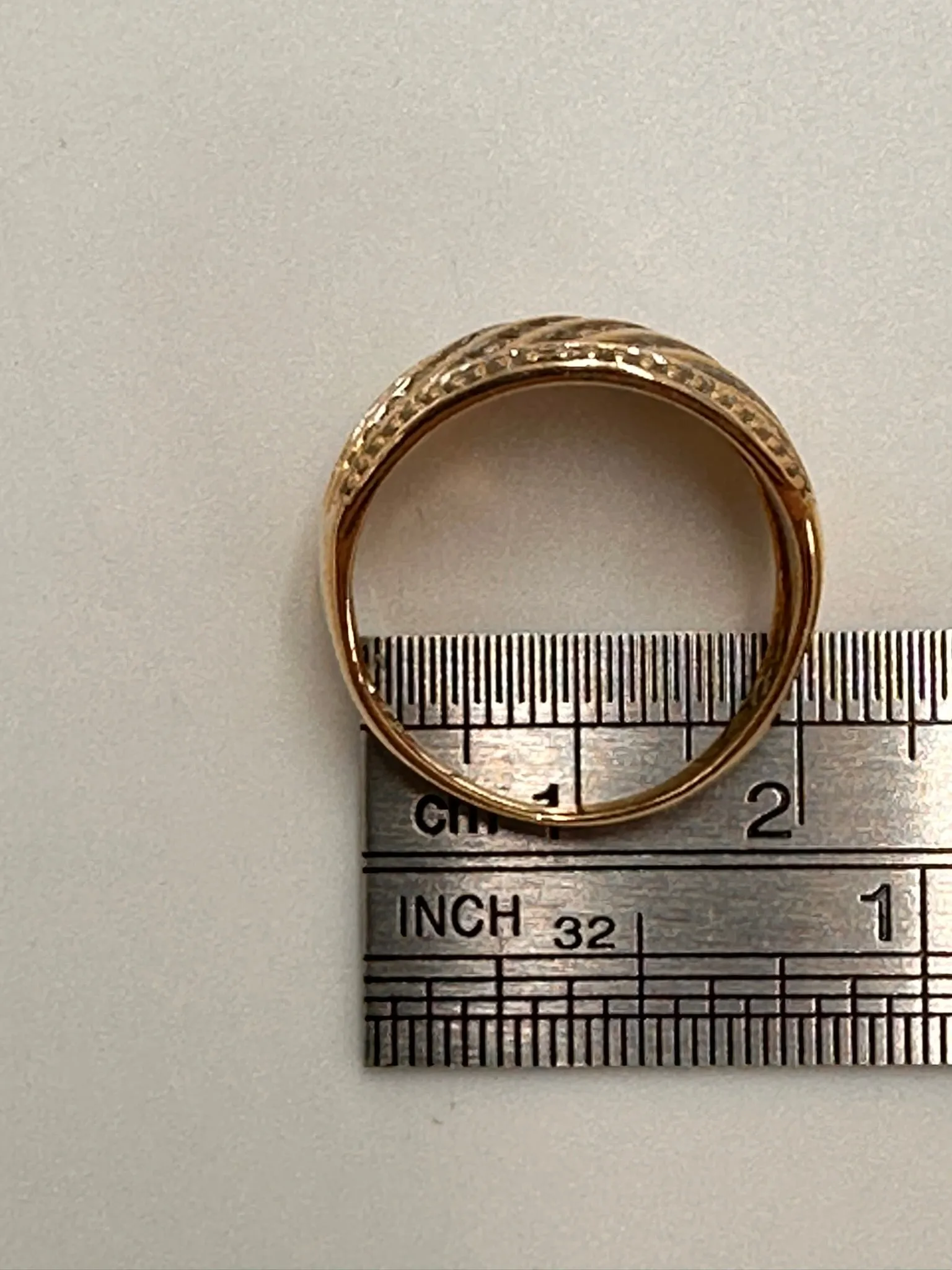 Dazzling 10ct Yellow Gold Channel-Set Diamond Ring