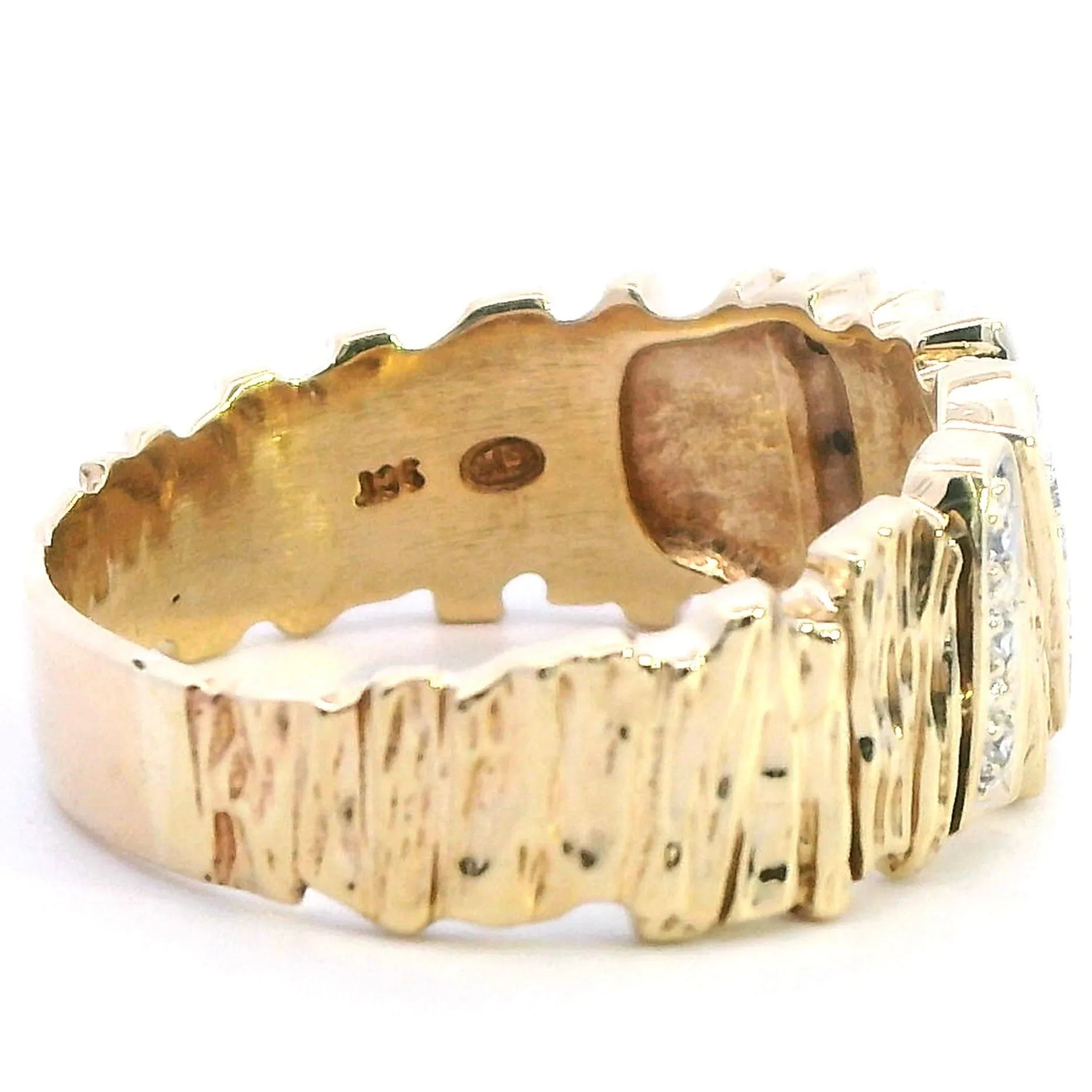 Distinctive 9ct Yellow Gold Diamond Ring with Textured Head