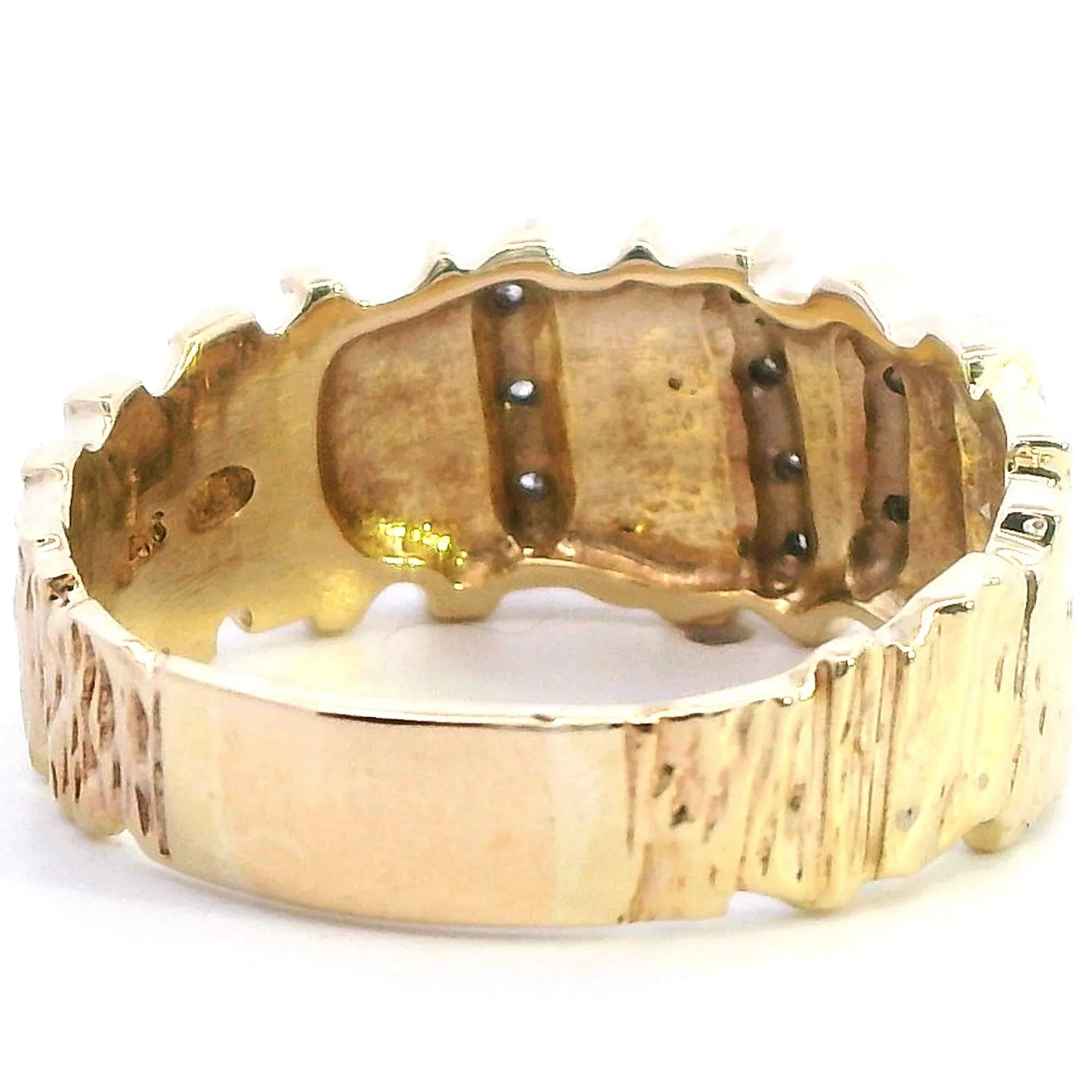 Distinctive 9ct Yellow Gold Diamond Ring with Textured Head