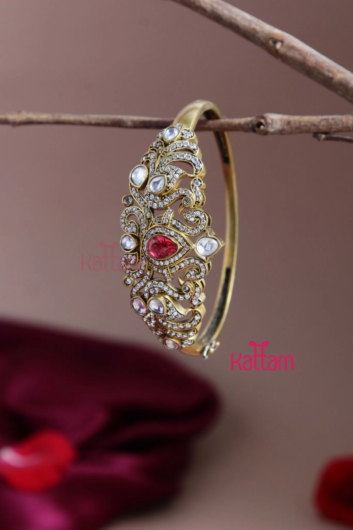 Elanor Victorian Red Bracelet