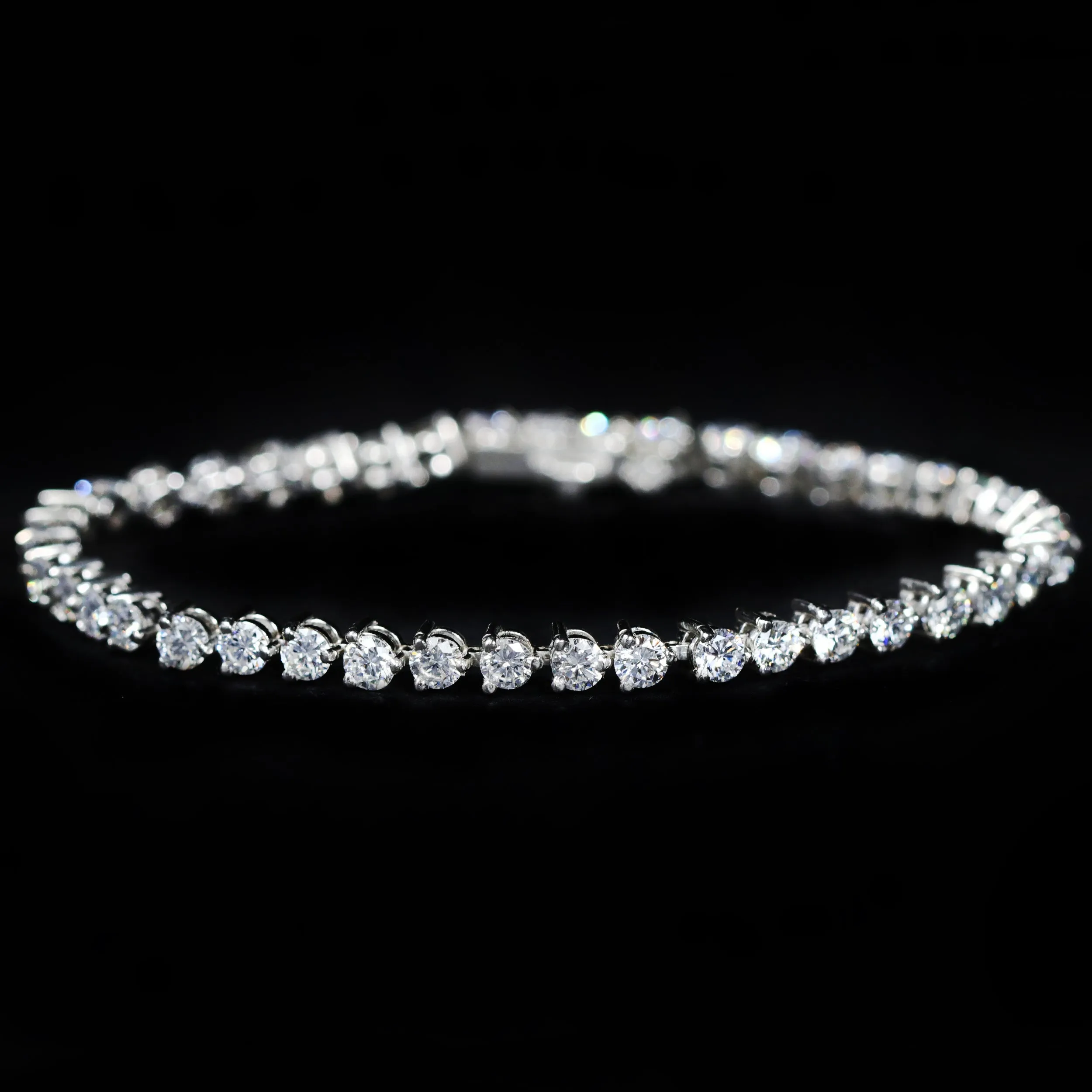 Estate Platinum 6.00 CTW Round Brilliant Cut Diamond Tennis Bracelet