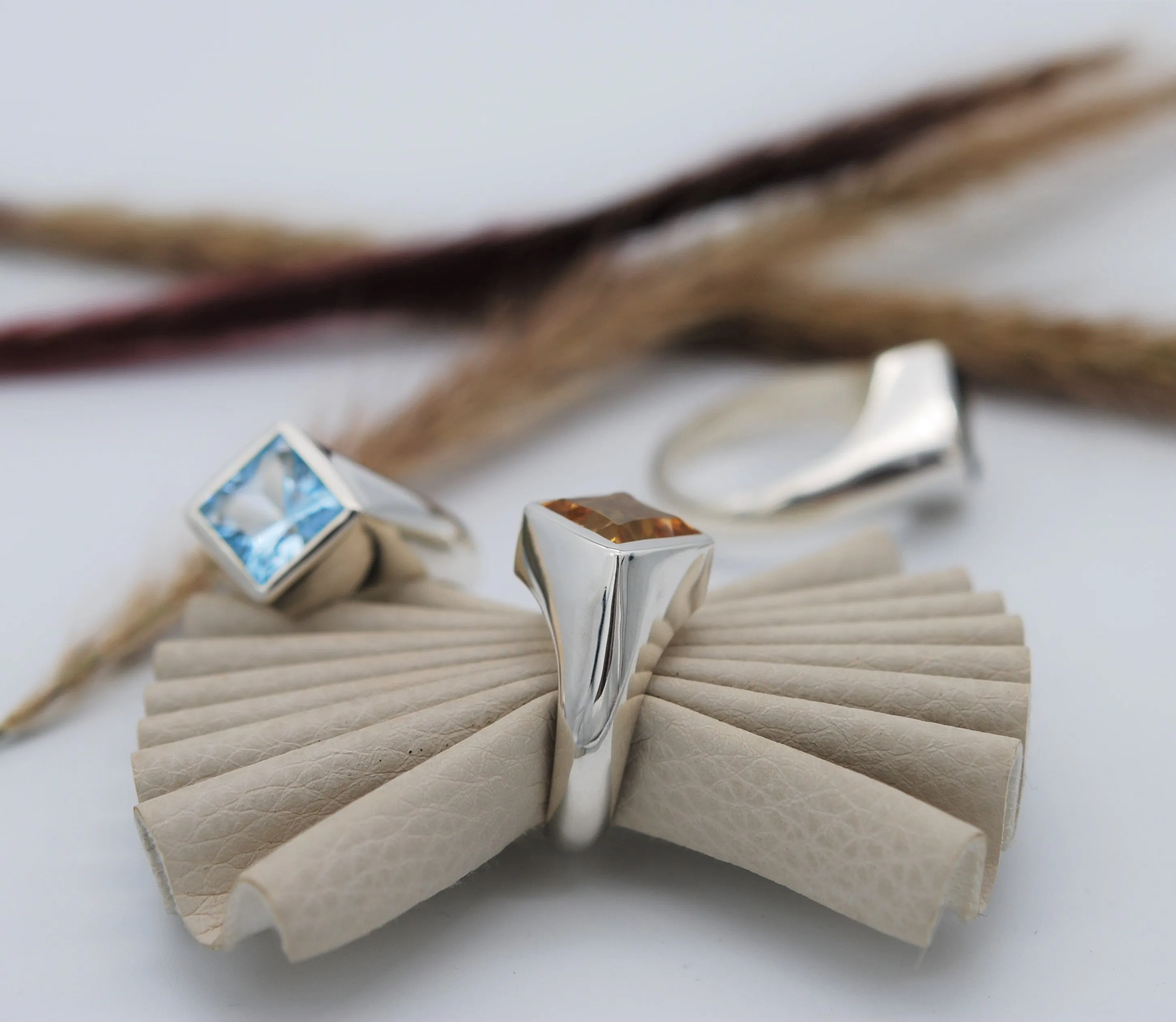 Fancy Gemset Signet style ring Ai227