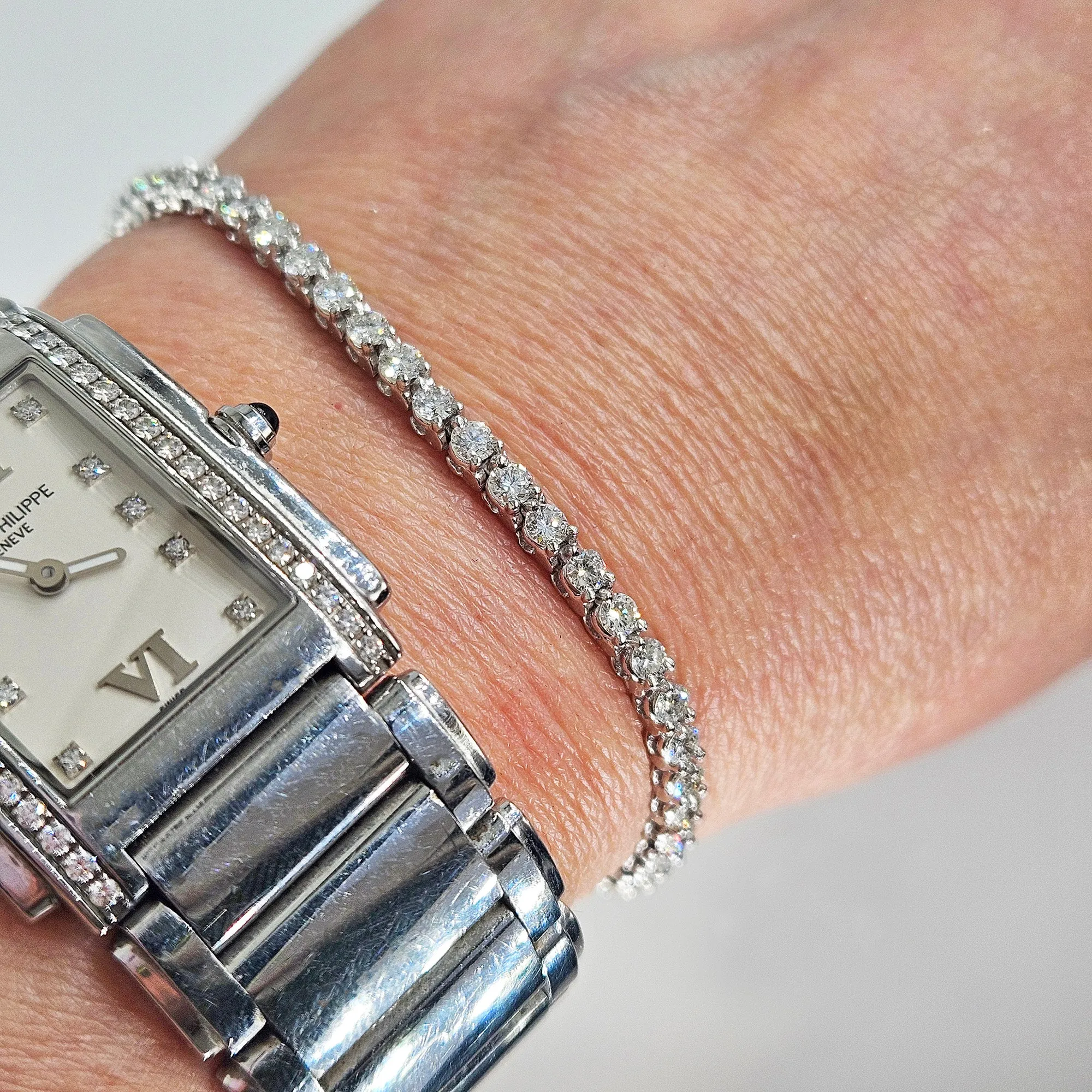 Fine 2.75 Carat Natural Round Diamond Tennis Line Platinum 3 Prong Bracelet