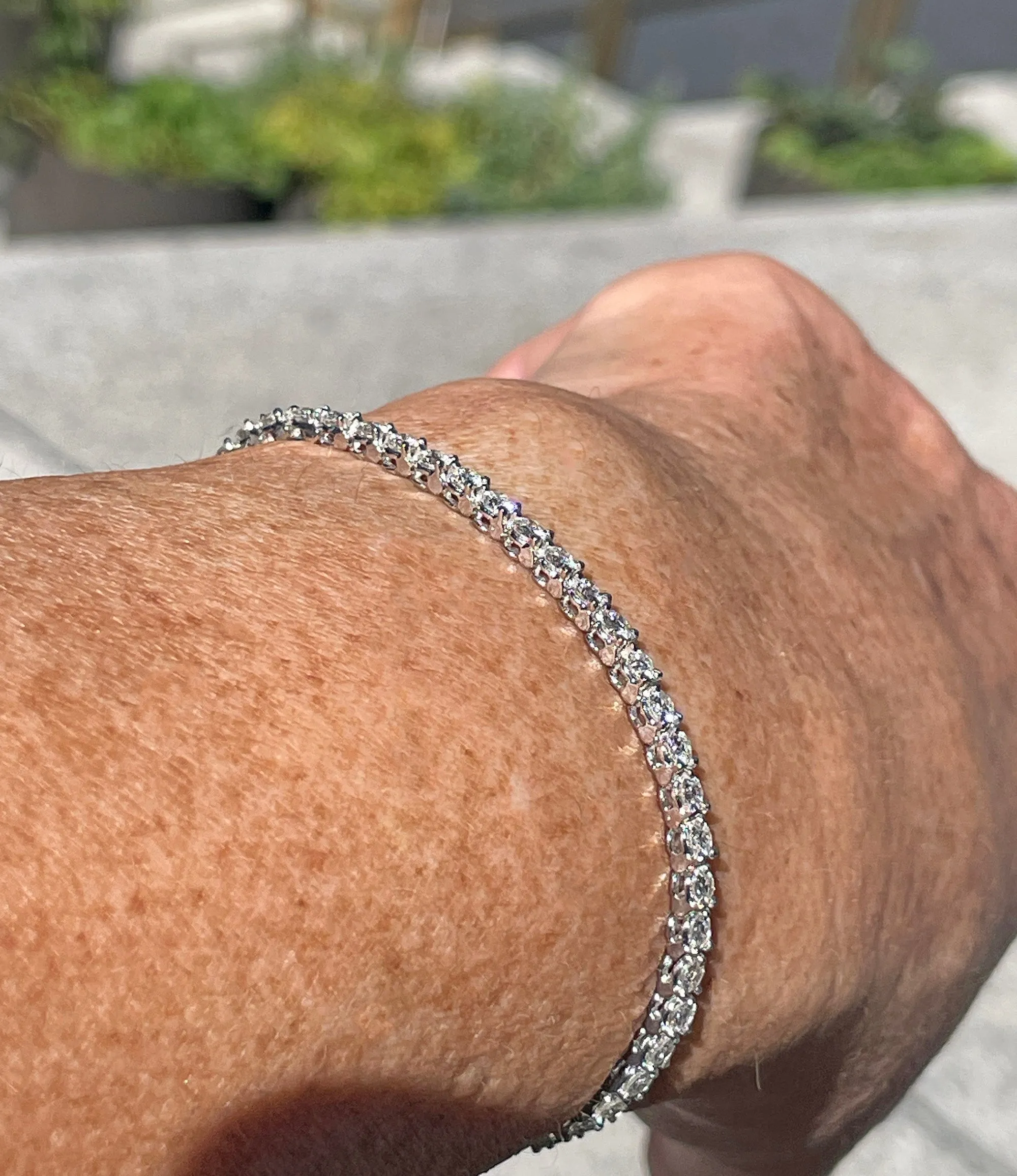 Fine 2.75 Carat Natural Round Diamond Tennis Line Platinum 3 Prong Bracelet