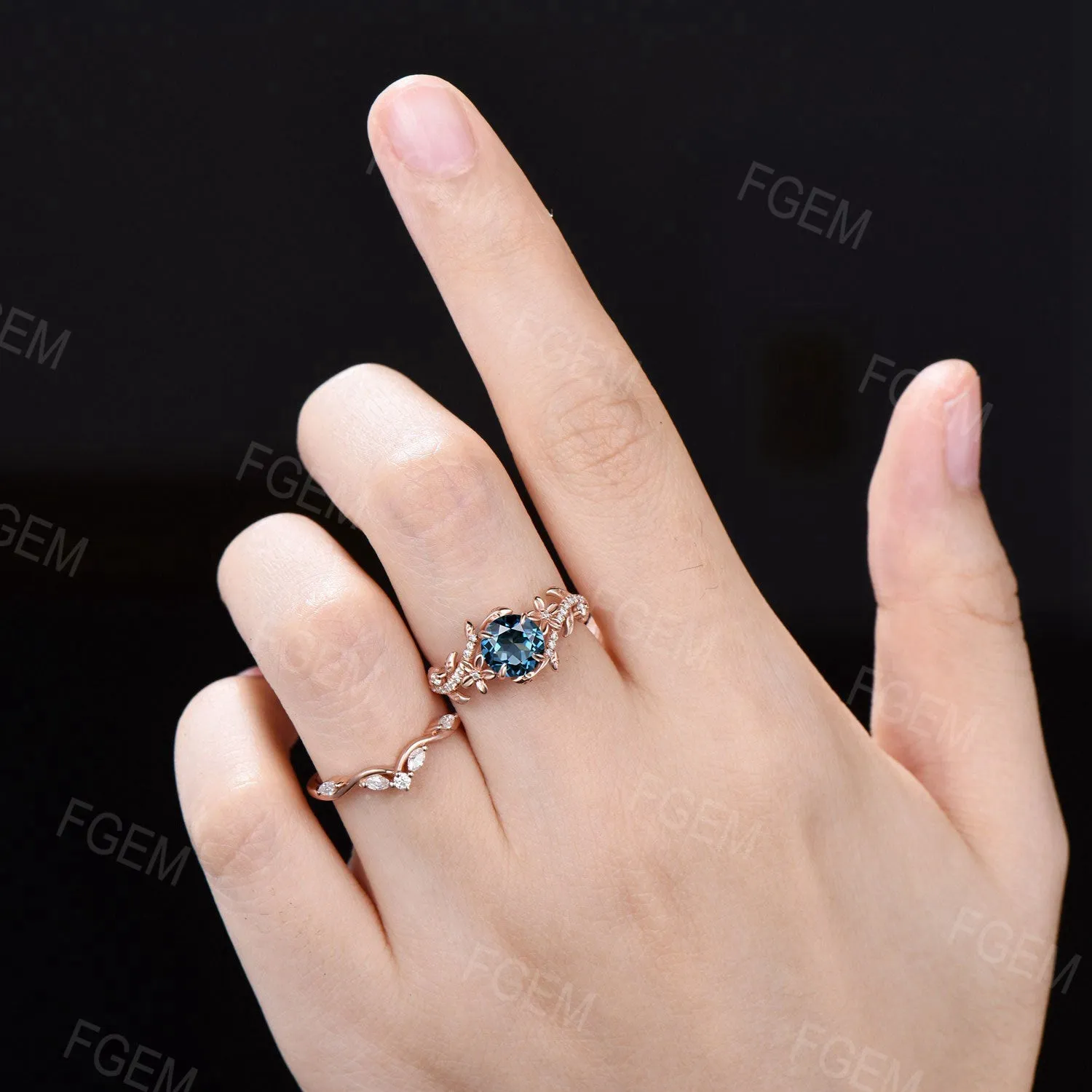 Floral Engagement Ring Round Natural London Blue Topaz Ring Set Leaf Vine Moissanite Cluster Bridal Set Flower Ring December Birthstone Gift