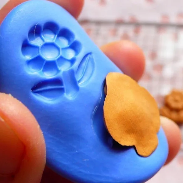 Flower Mold w/ Leaf 26mm Flexible Silicone Mold Jewelry Brooch Cupcake Topper Fondant Mold GumPaste Flower Cabochon Resin Polymer Clay MD615