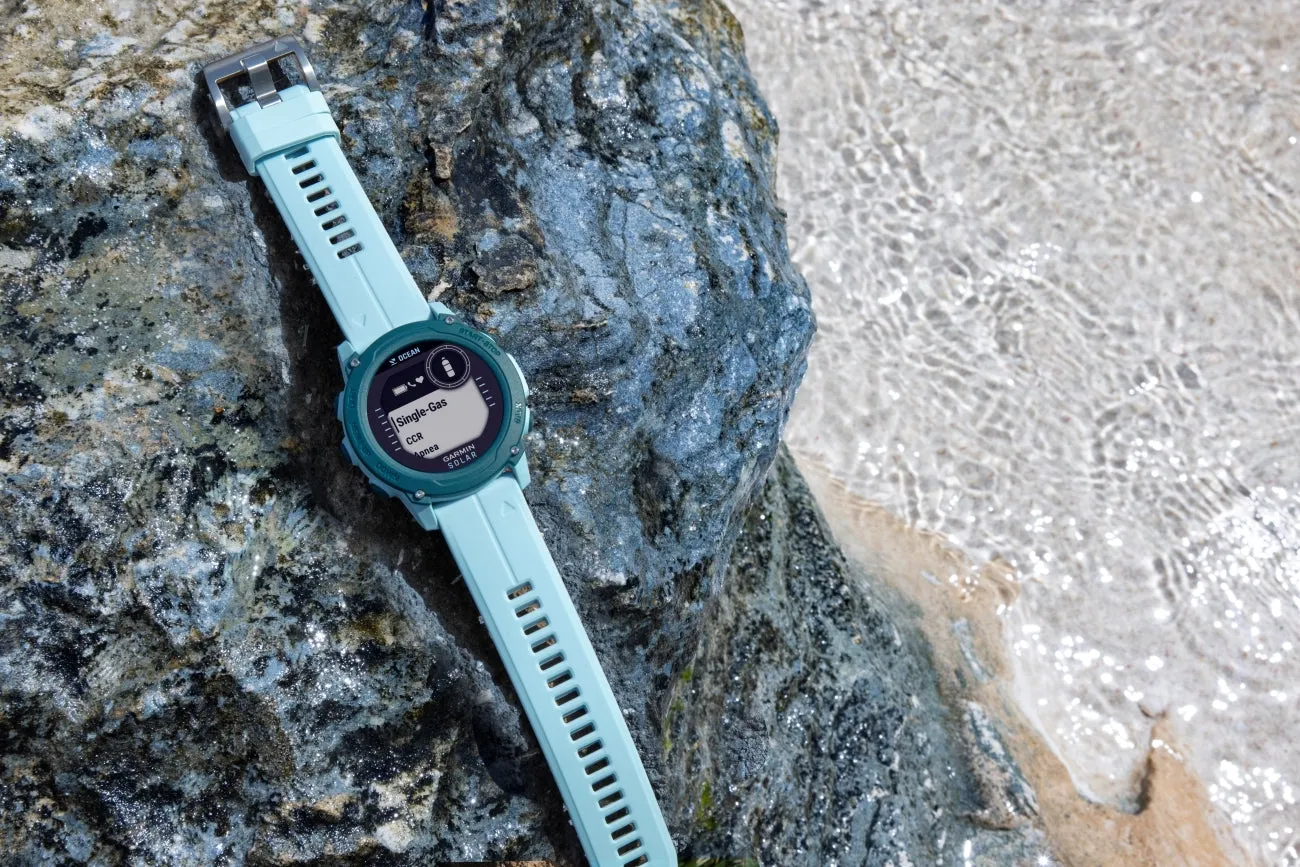 Garmin Descent G1 Solar - Ocean Edition GPS Smartwatch Watch-Style and Dive Computer Azure (010-02604-04)