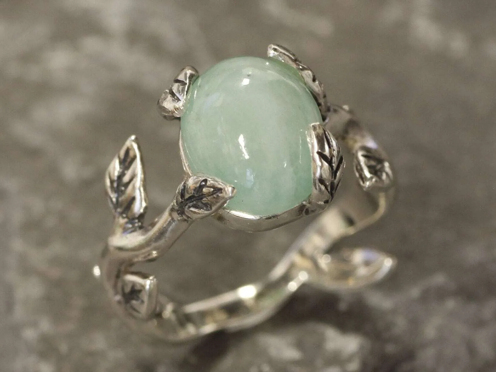Genuine Emerald Ring - Leaf Silver Ring - Green Boho Ring