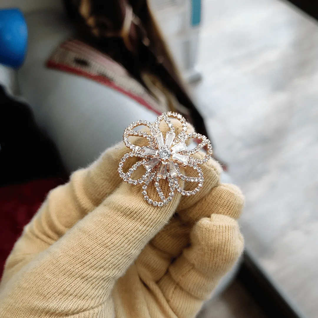 Jewelestia Floral Radiance Ring