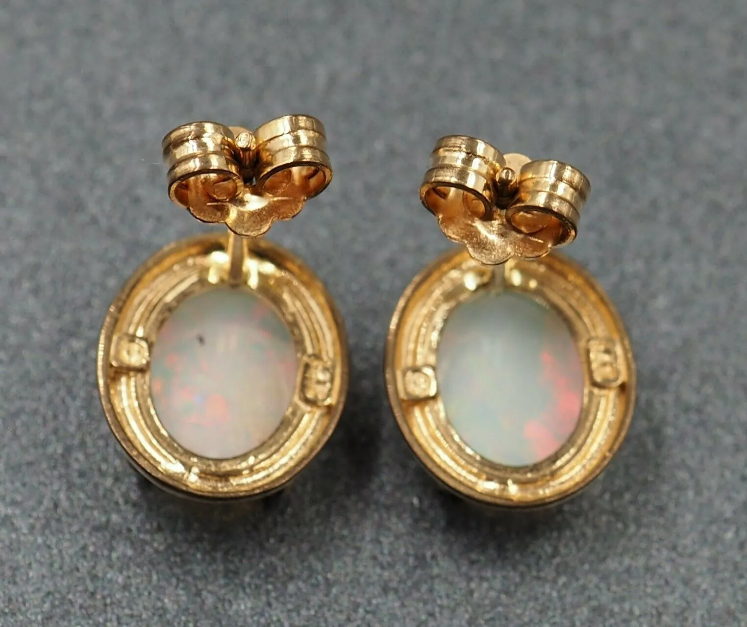 Light Opal 14ct Yellow Gold Stud Earrings