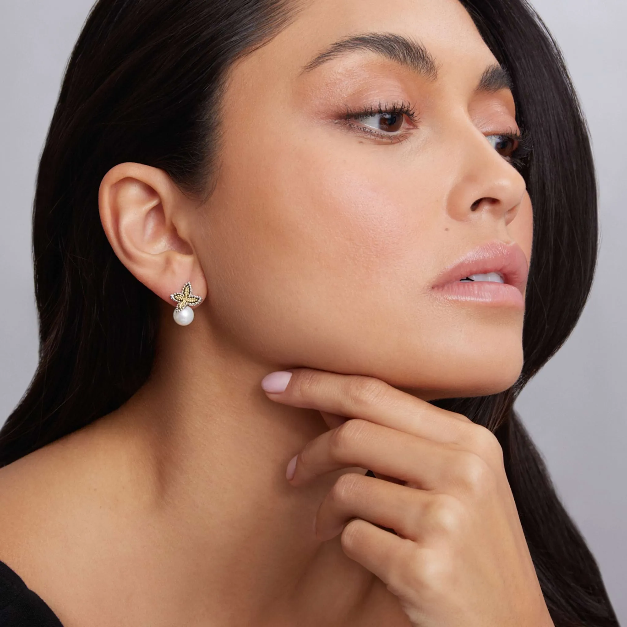 Luna Two-Tone Caviar Floral Pearl Earrings