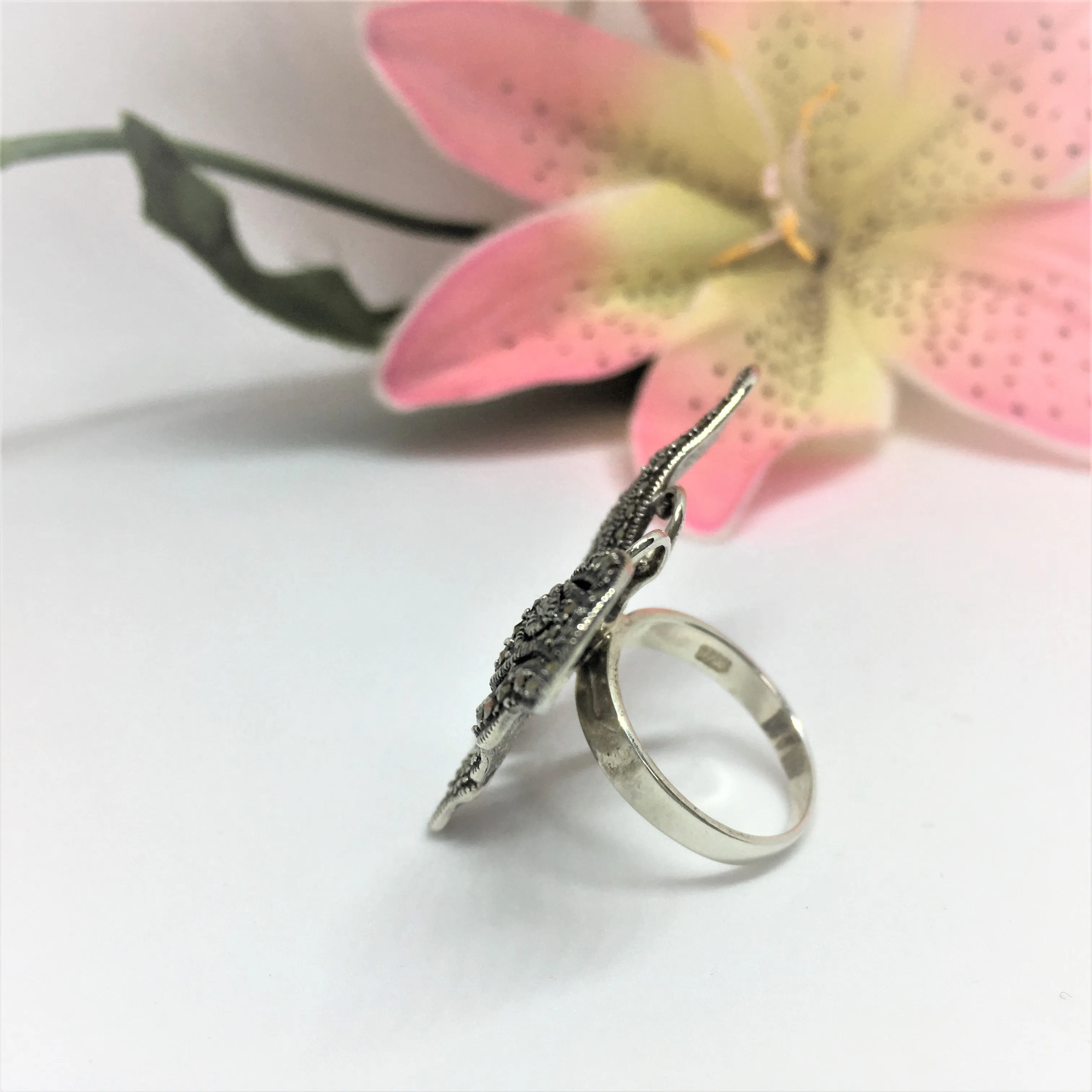 Madelyna Ring - VR177