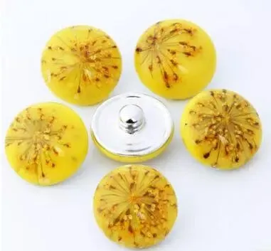 Metal Hairpin click / chunk button 05
