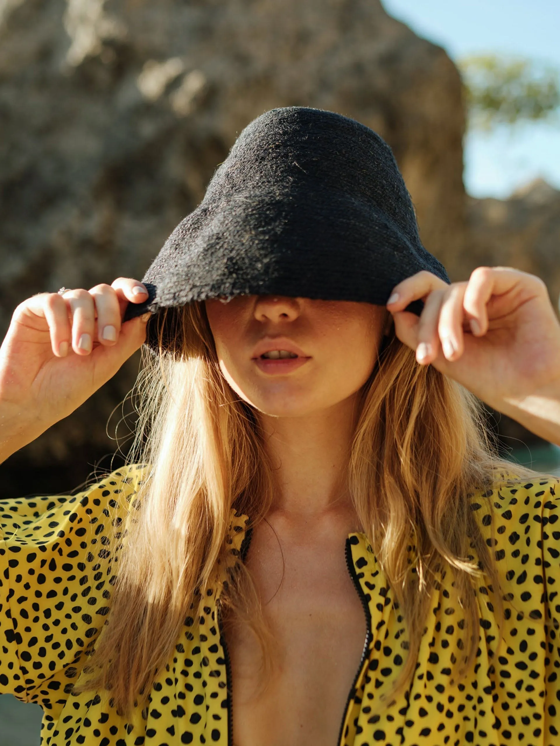 Naomi jute clochet straw hat in black