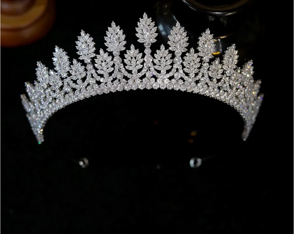 New Wedding Accessories Tiaras And Crowns For Women Bridal Hair Accessories Hair Jewelry CZ Crown Joias Feminina Coroa De Noiva FK5175423