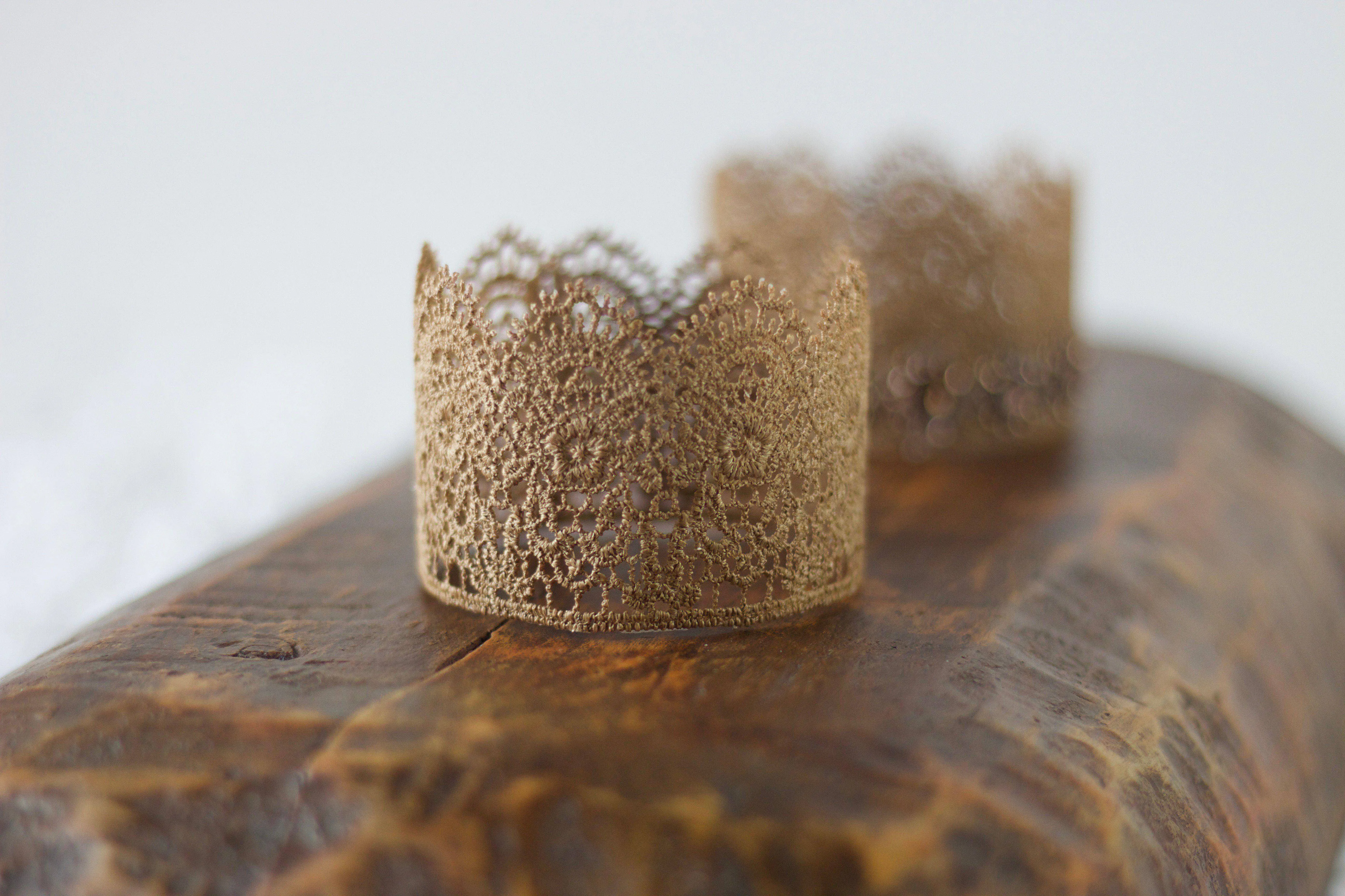 Olivia Newborn Lace Baby Crown