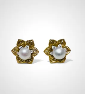Pearl Petal Tiara Stud Earrings