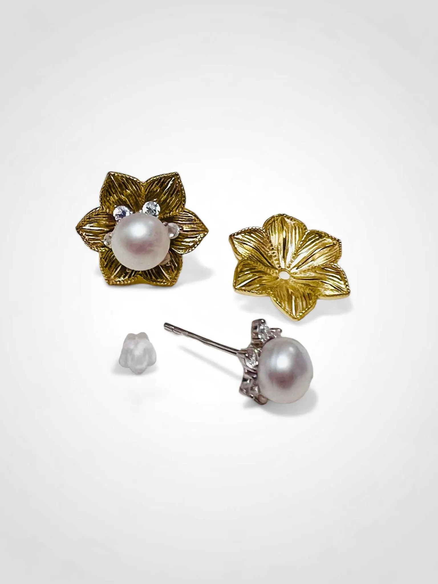 Pearl Petal Tiara Stud Earrings