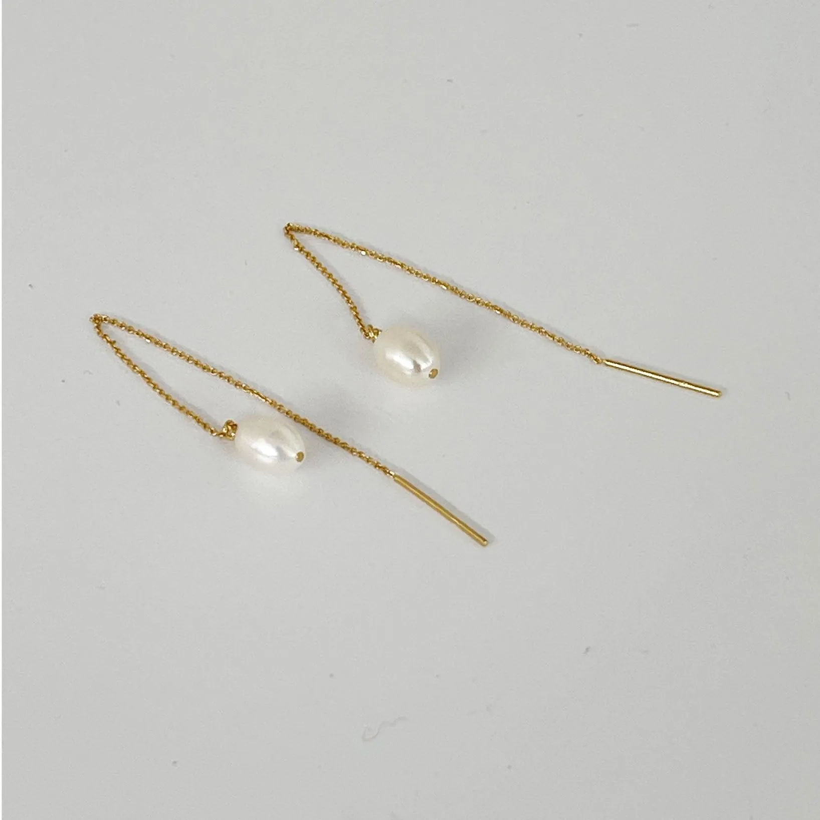 Pearl Thread Earring