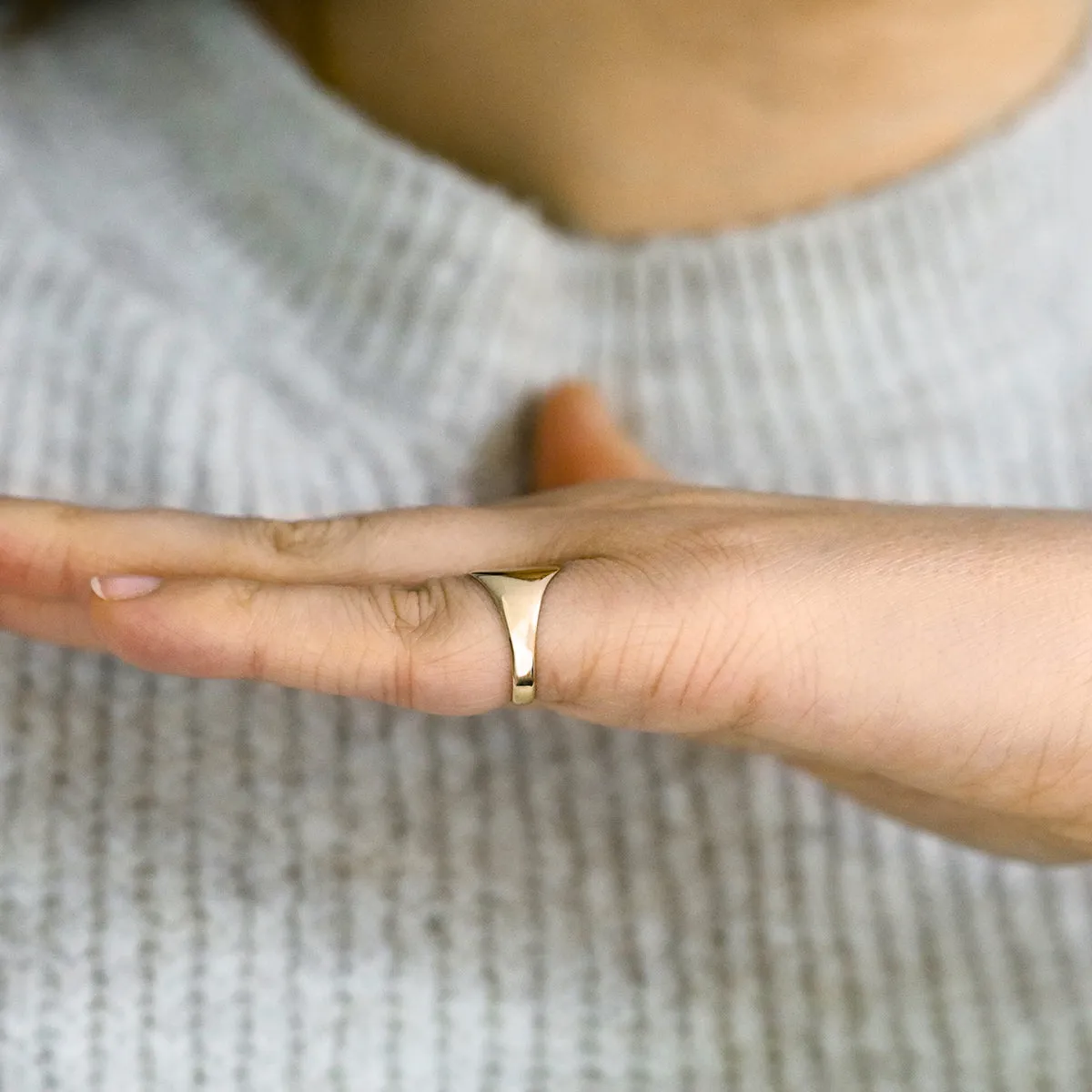 Plain Signet Ring | Pre-Loved | 9K Yellow Gold