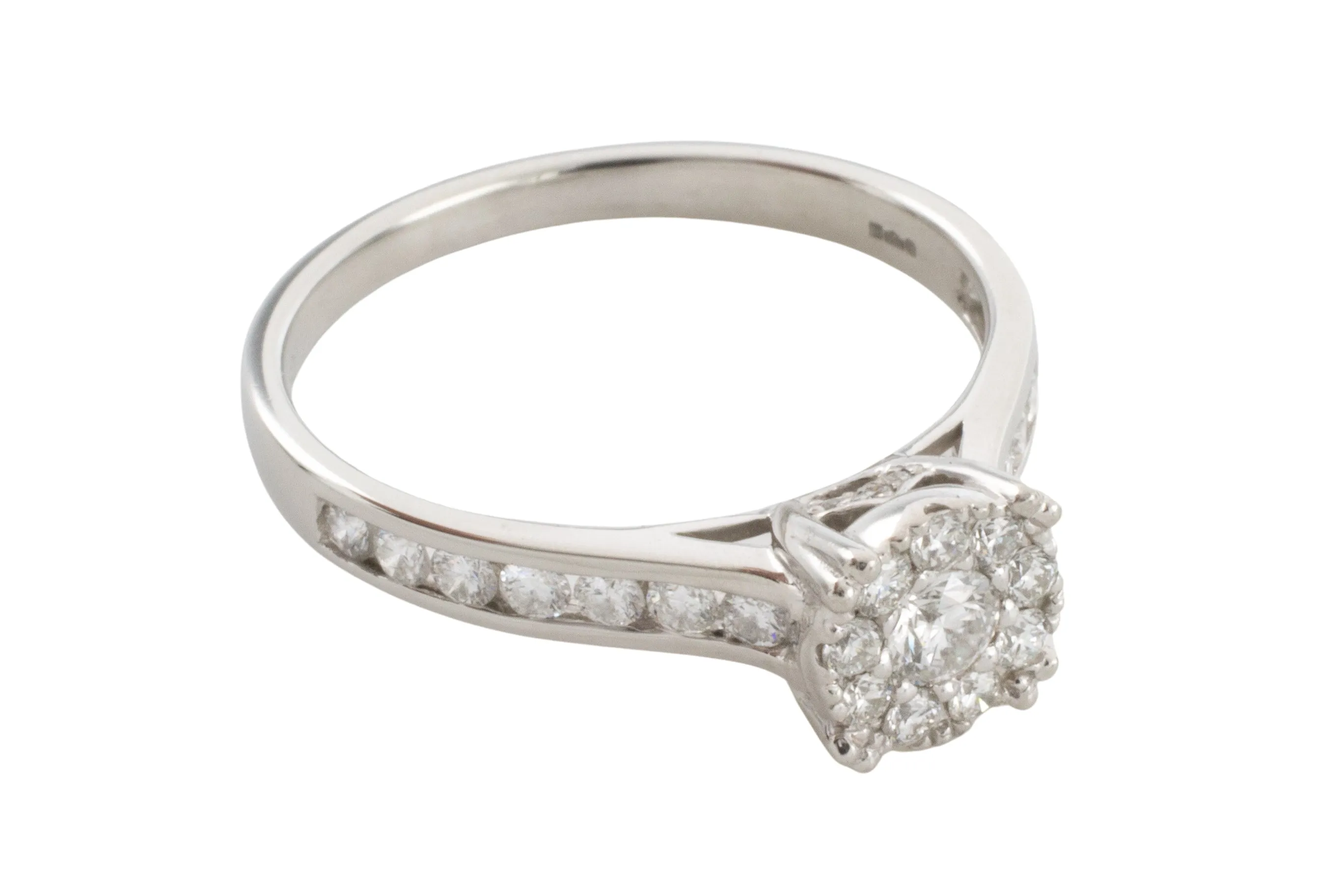 Platinum diamond cluster ring