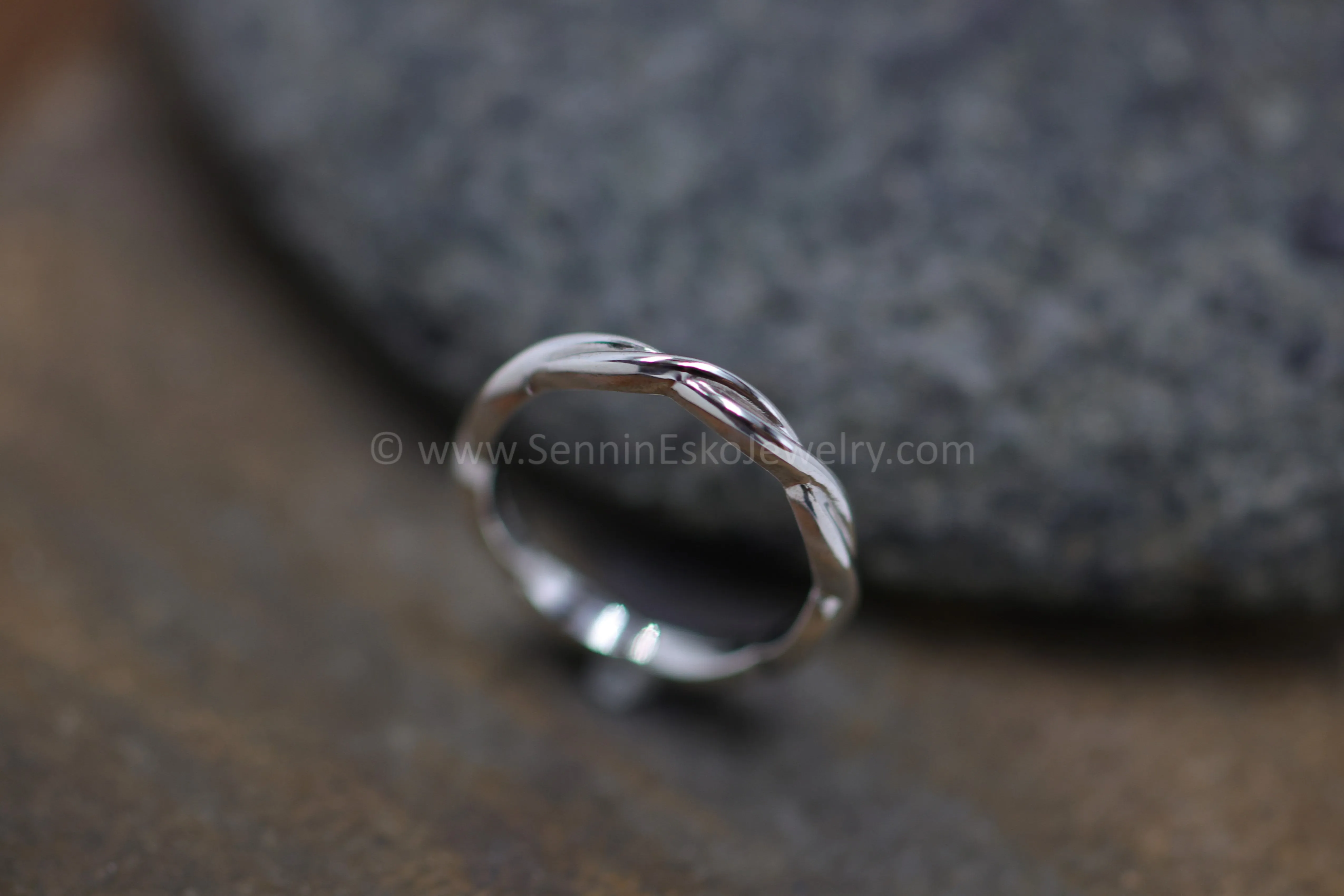 READY TO SHIP Woven/Braid Infinity Ring, Size 6