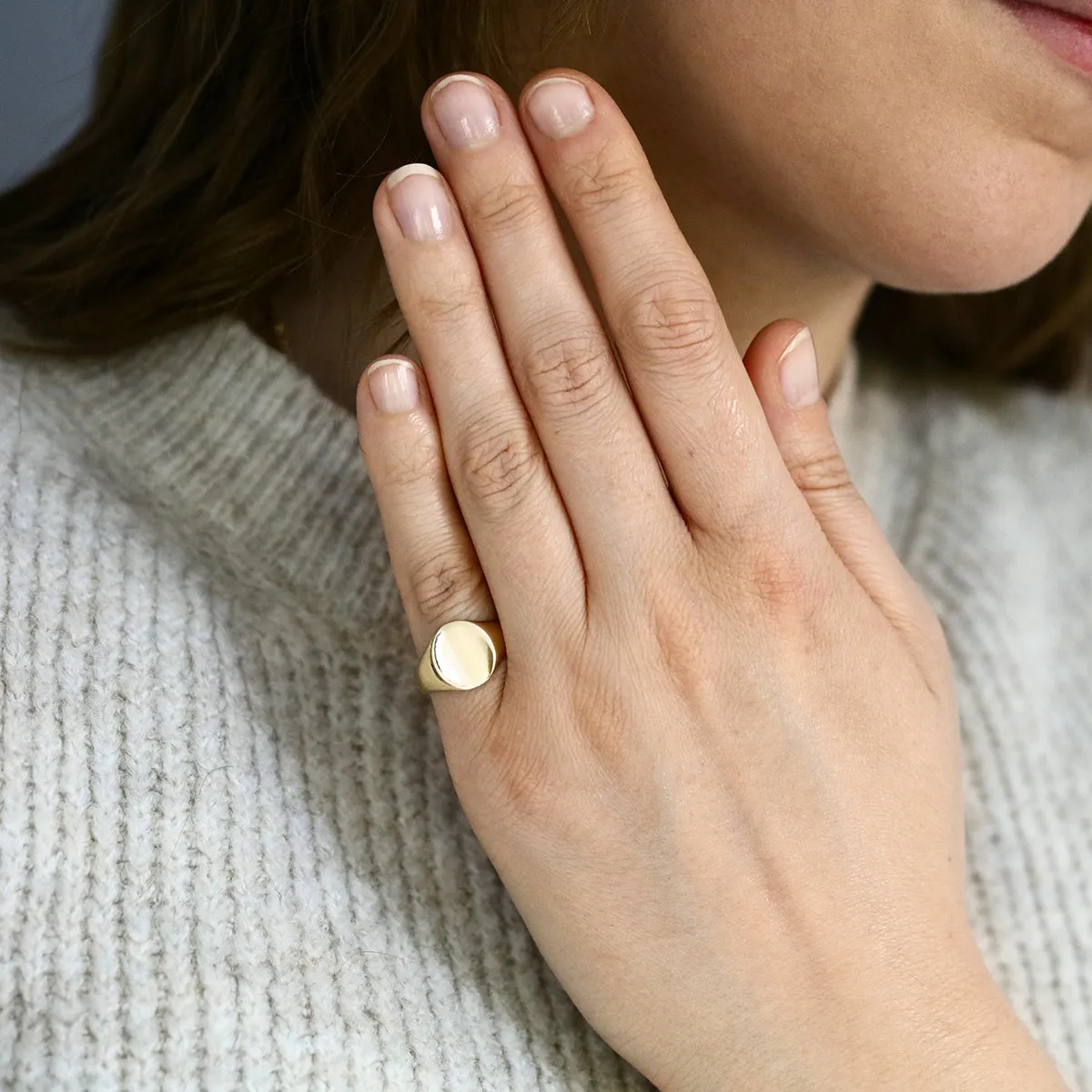 Round Plain Signet Ring | Pre-Loved | 9K Yellow Gold