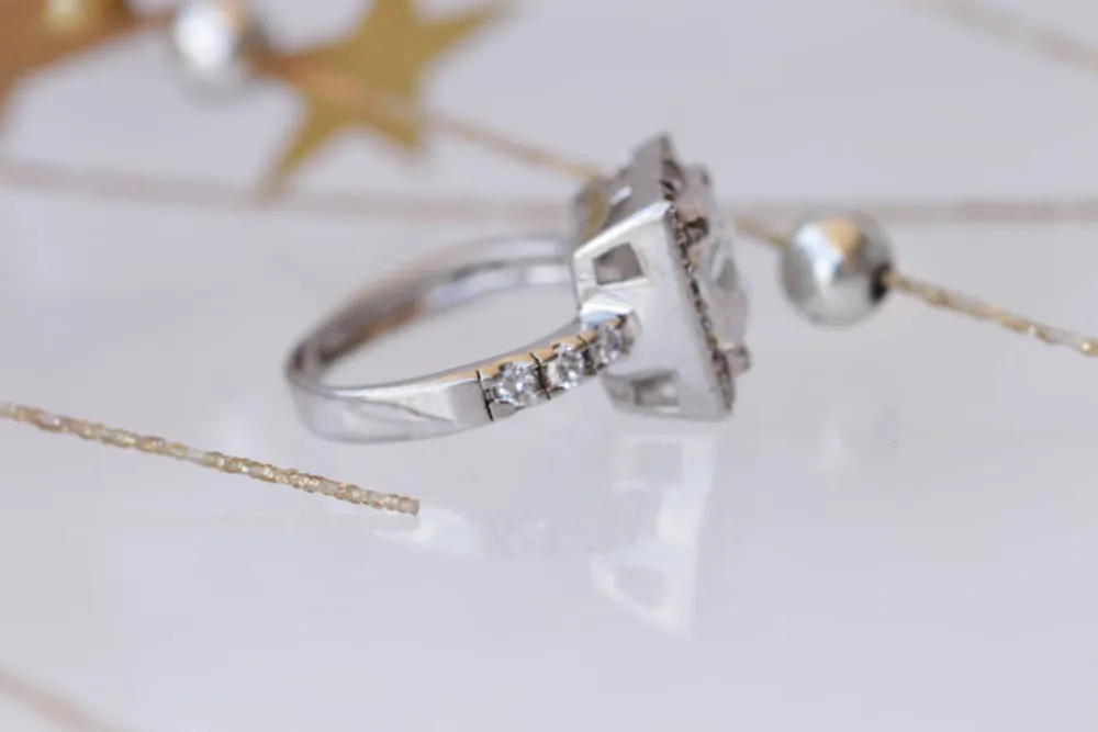 SILVER SQUARE RING