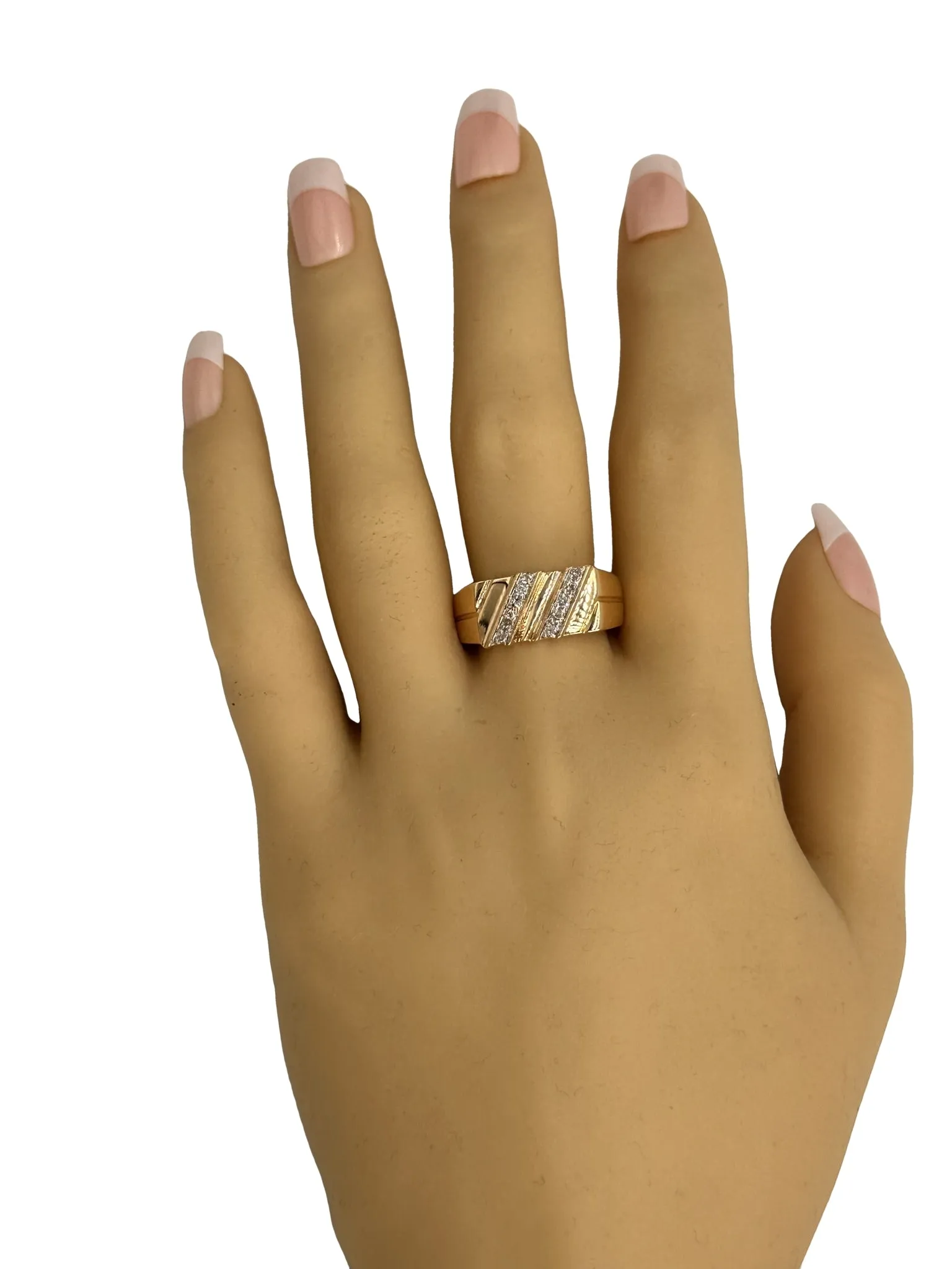 Stunning 9ct Yellow Gold 10 Stone Diamond Ring